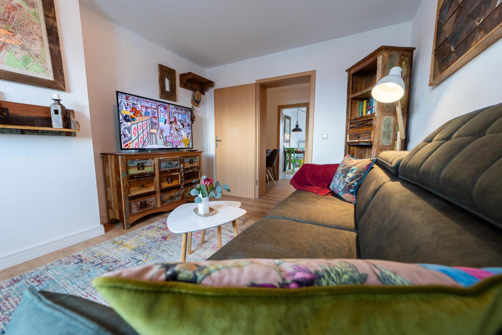 Schlossberg-Domizil Mit Weitblick - Arbeitsplatz, Balkon, Netflix, Badewanne & Yogamatte 켐니츠 외부 사진
