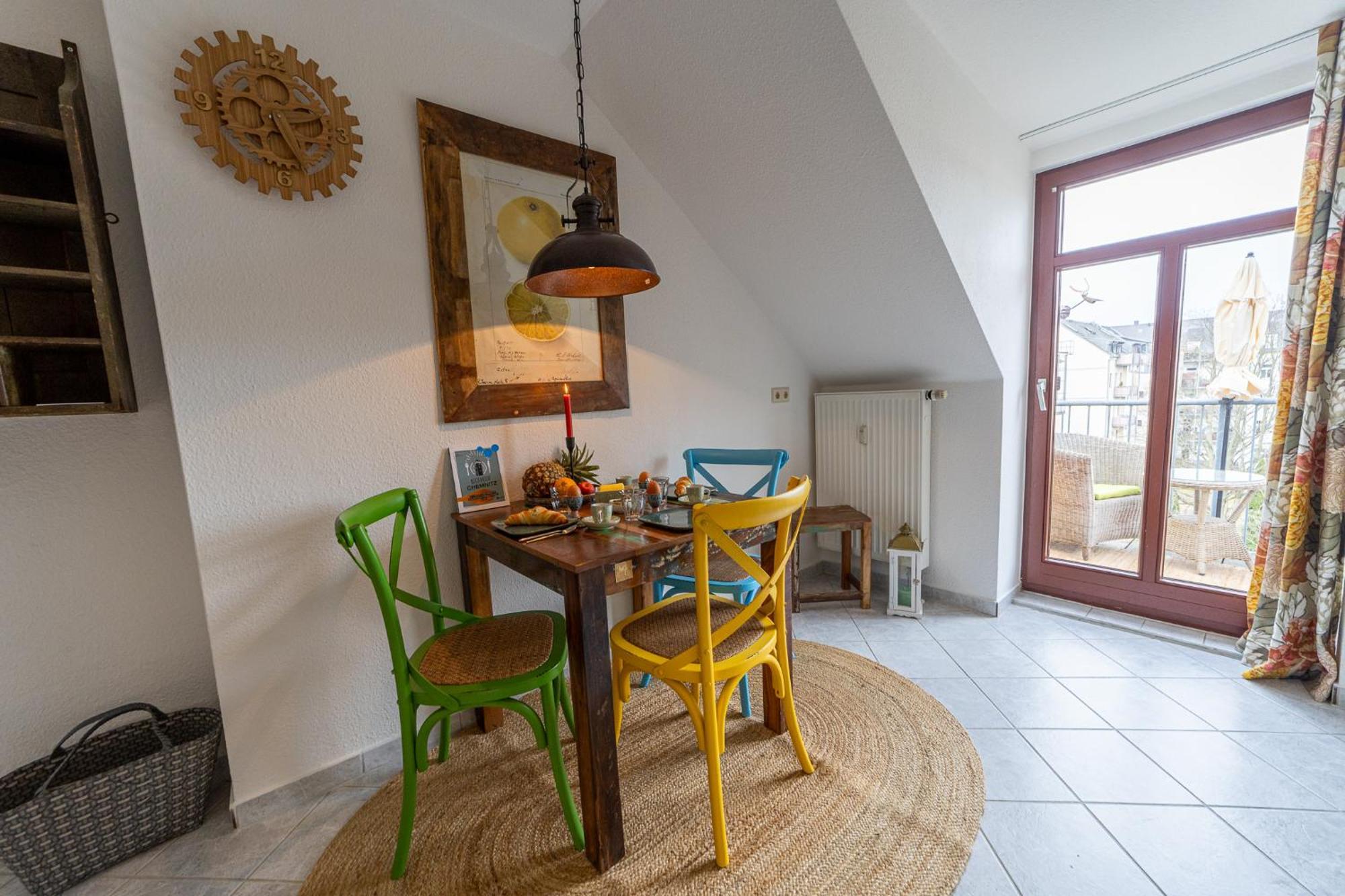 Schlossberg-Domizil Mit Weitblick - Arbeitsplatz, Balkon, Netflix, Badewanne & Yogamatte 켐니츠 외부 사진